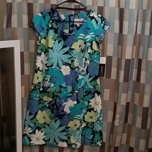 FINAL PRICE NWT Karin Stevens multi-colored floral print dress w pockets 12